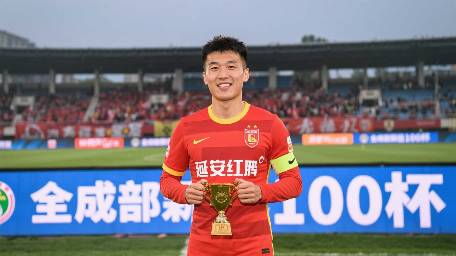 阿森纳险胜利物浦，酋长球场见证五球对决